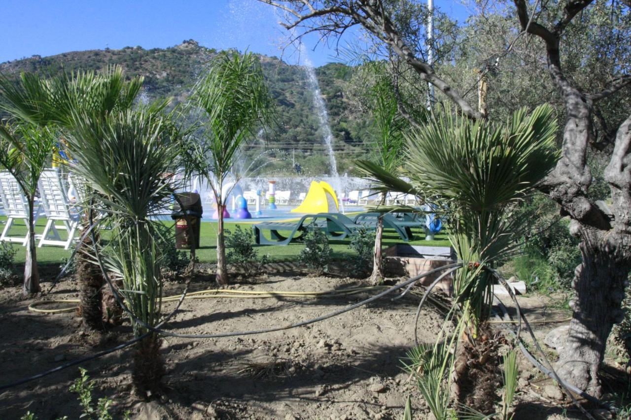 Glamping Alcantara Motta Camastra Exteriér fotografie