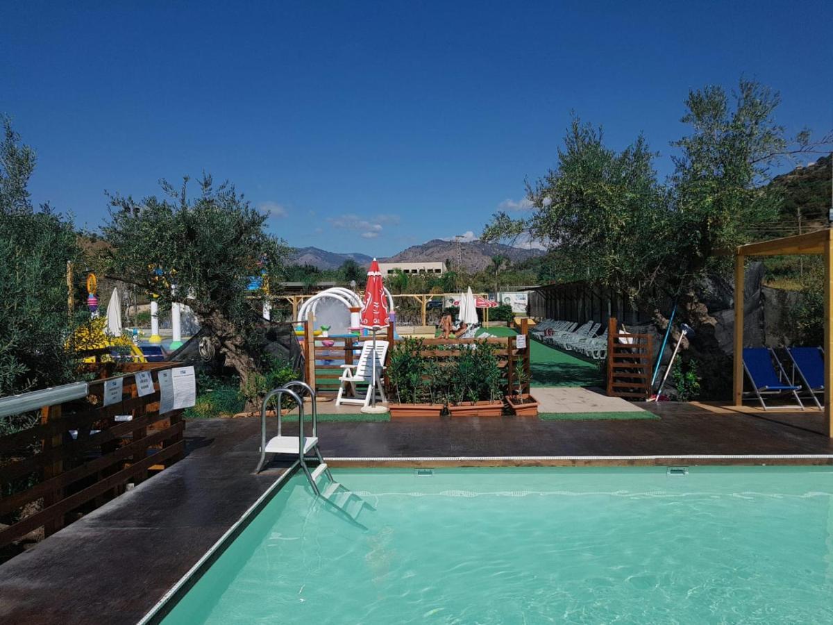 Glamping Alcantara Motta Camastra Exteriér fotografie